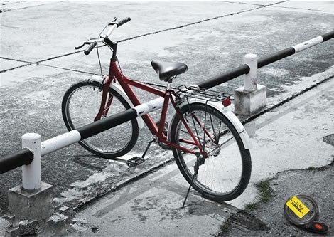 这究竟是怎么停的？器物gif搞笑图片