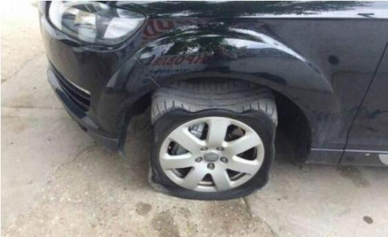 这是开去了什么地方，才会变成这样？器物gif搞笑图片