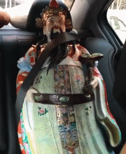 今天拉了三个重量级人物啊器物gif搞笑图片