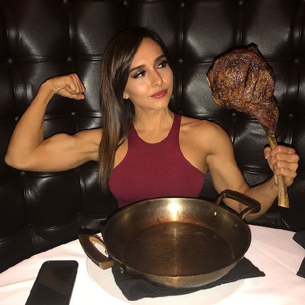 “战斧”牛排器物gif搞笑图片