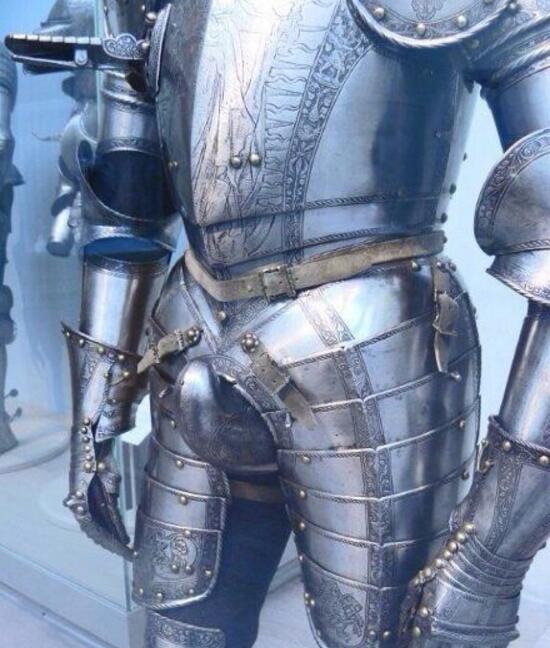 好人性化的设计器物gif搞笑图片