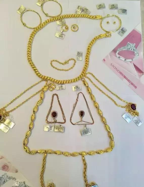 小猪配齐我这辈子也配不齐器物gif搞笑图片