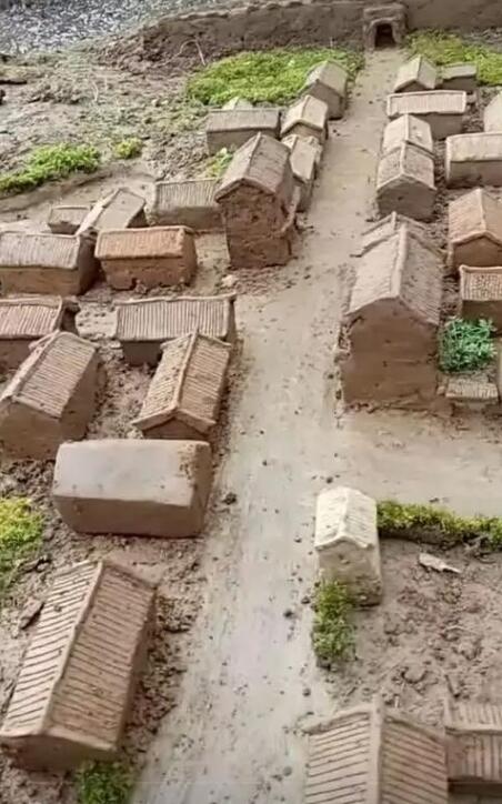 这才叫玩泥巴器物gif搞笑图片