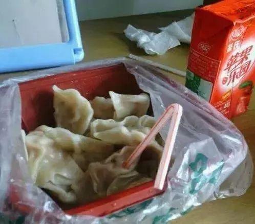 灌汤饺子器物gif搞笑图片