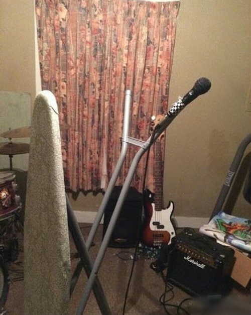 哥们，被你的智商折服器物gif搞笑图片