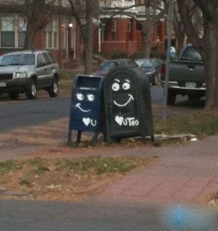 依偎器物gif搞笑图片