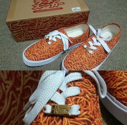 买方便面赠滴鞋子器物gif搞笑图片