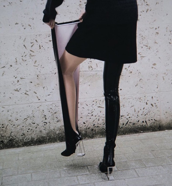 鞋子挺好器物gif搞笑图片