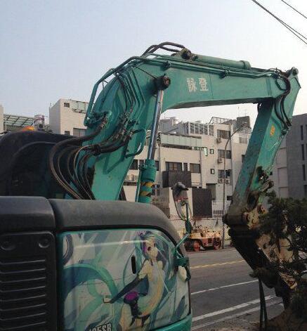 感觉挖掘机萌萌哒器物gif搞笑图片