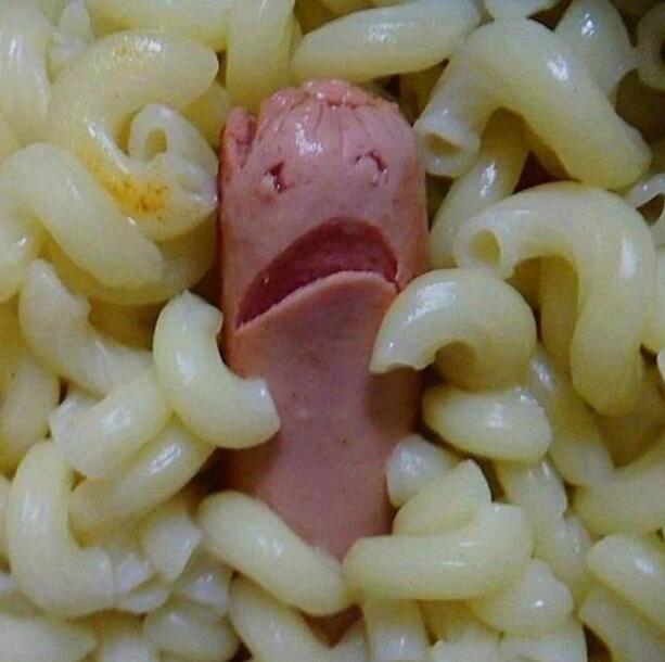 救命，我被触手包围了器物gif搞笑图片