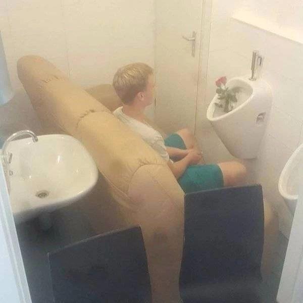 爱情，不如屎器物gif搞笑图片