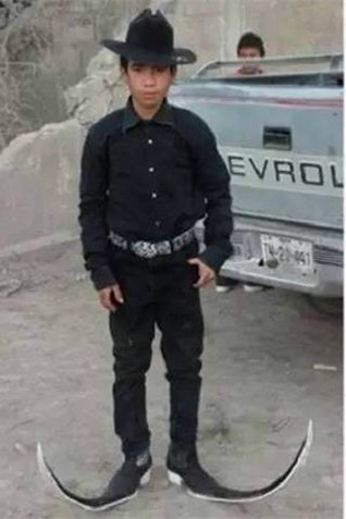 来来来，没病走两步器物gif搞笑图片