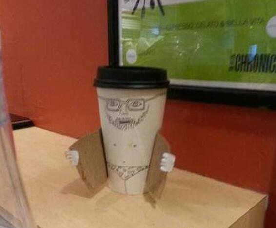 这年头咖啡都开始耍流氓了器物gif搞笑图片