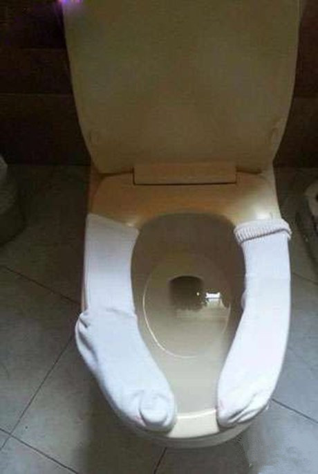 冬天再也不怕冻屁股了器物gif搞笑图片