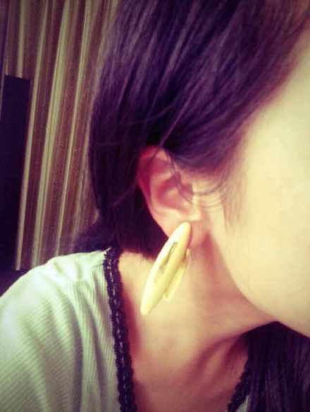 祖传多年240克拉黄金耳钻器物gif搞笑图片