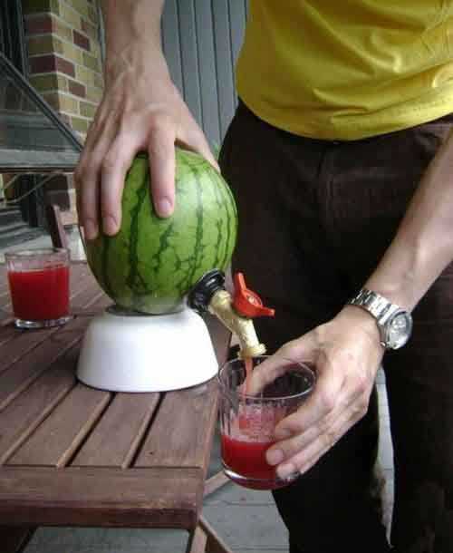 西瓜汁神器器物gif搞笑图片