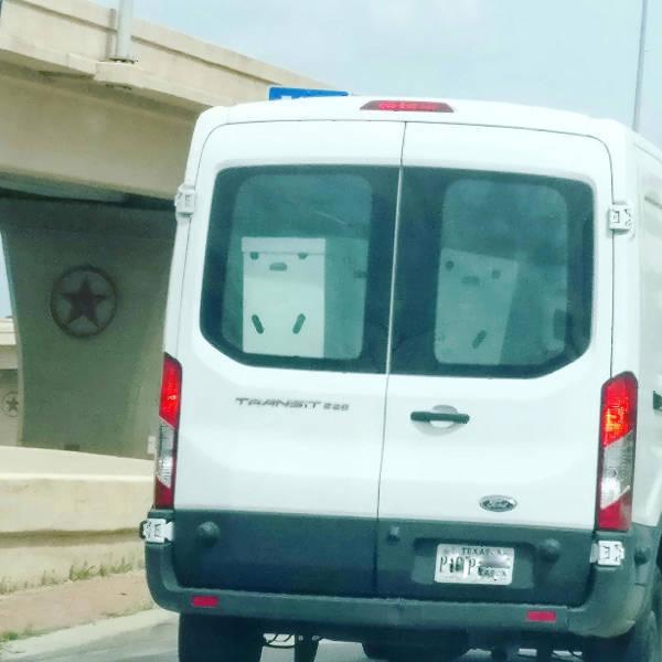 左边在生气器物gif搞笑图片