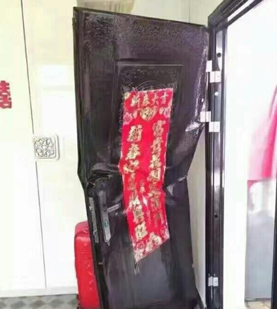 这是真正的抢亲啊器物gif搞笑图片