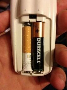 家有二货小鬼伤不起器物gif搞笑图片