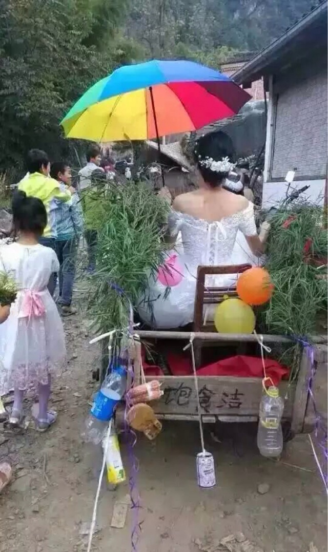 好高大上的婚车器物gif搞笑图片