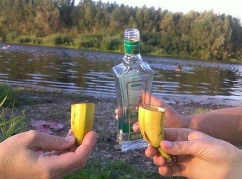 喝酒没酒杯？别怕，我来教你器物gif搞笑图片