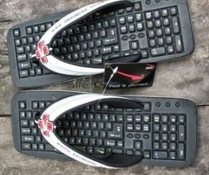 IT人员专用拖鞋器物gif搞笑图片