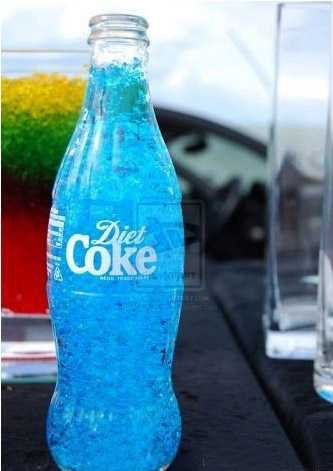 可口可乐蓝色冰爽系列，喝过没有？器物gif搞笑图片