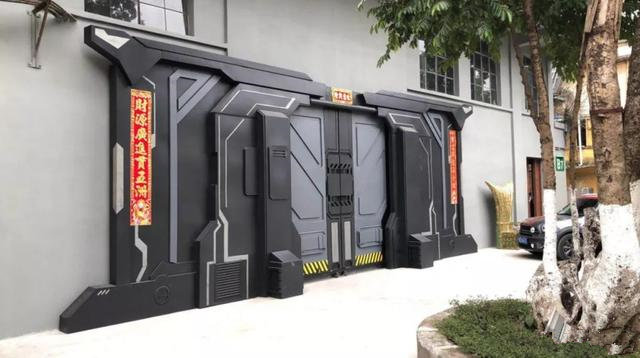 当科幻迷有钱了之后器物gif搞笑图片