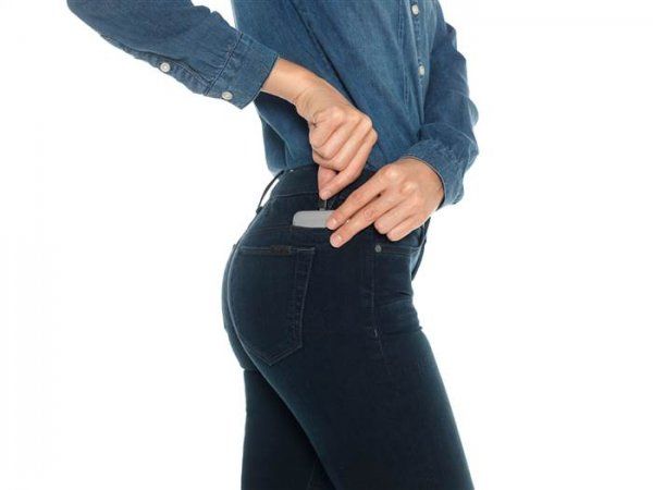 城会玩之牛仔裤充电宝器物gif搞笑图片