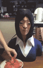 这样的榨汁机你敢用吗？器物gif搞笑图片