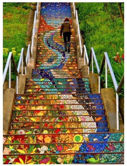 色彩艳丽的台阶器物gif搞笑图片