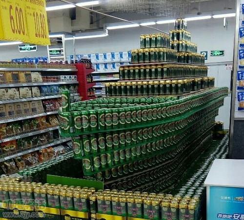 超市大妈要远航了器物gif搞笑图片