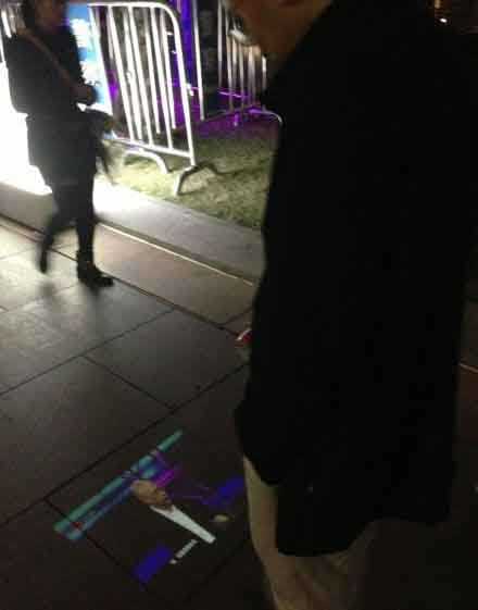 这才是高科技啊！我们弱爆了器物gif搞笑图片