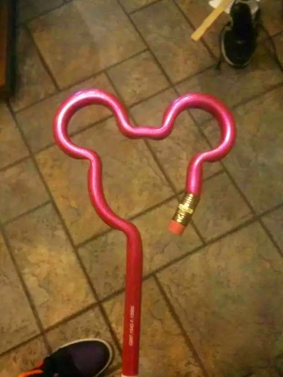 没想到你是这样的2B铅笔器物gif搞笑图片