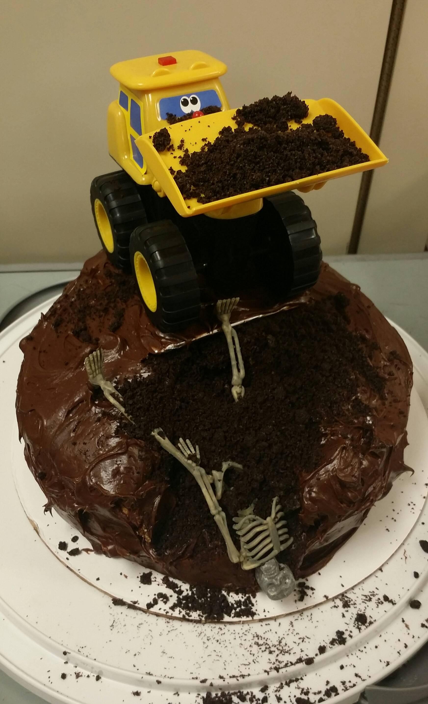 哥们的生日蛋糕器物gif搞笑图片