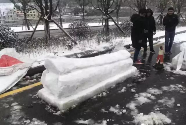 这脑洞开的有点大啊器物gif搞笑图片