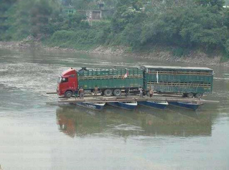 渡船器物gif搞笑图片