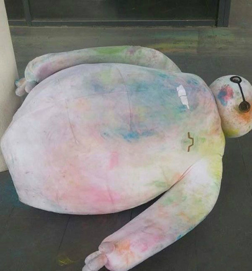 过气网红下场，简直惨不忍睹器物gif搞笑图片