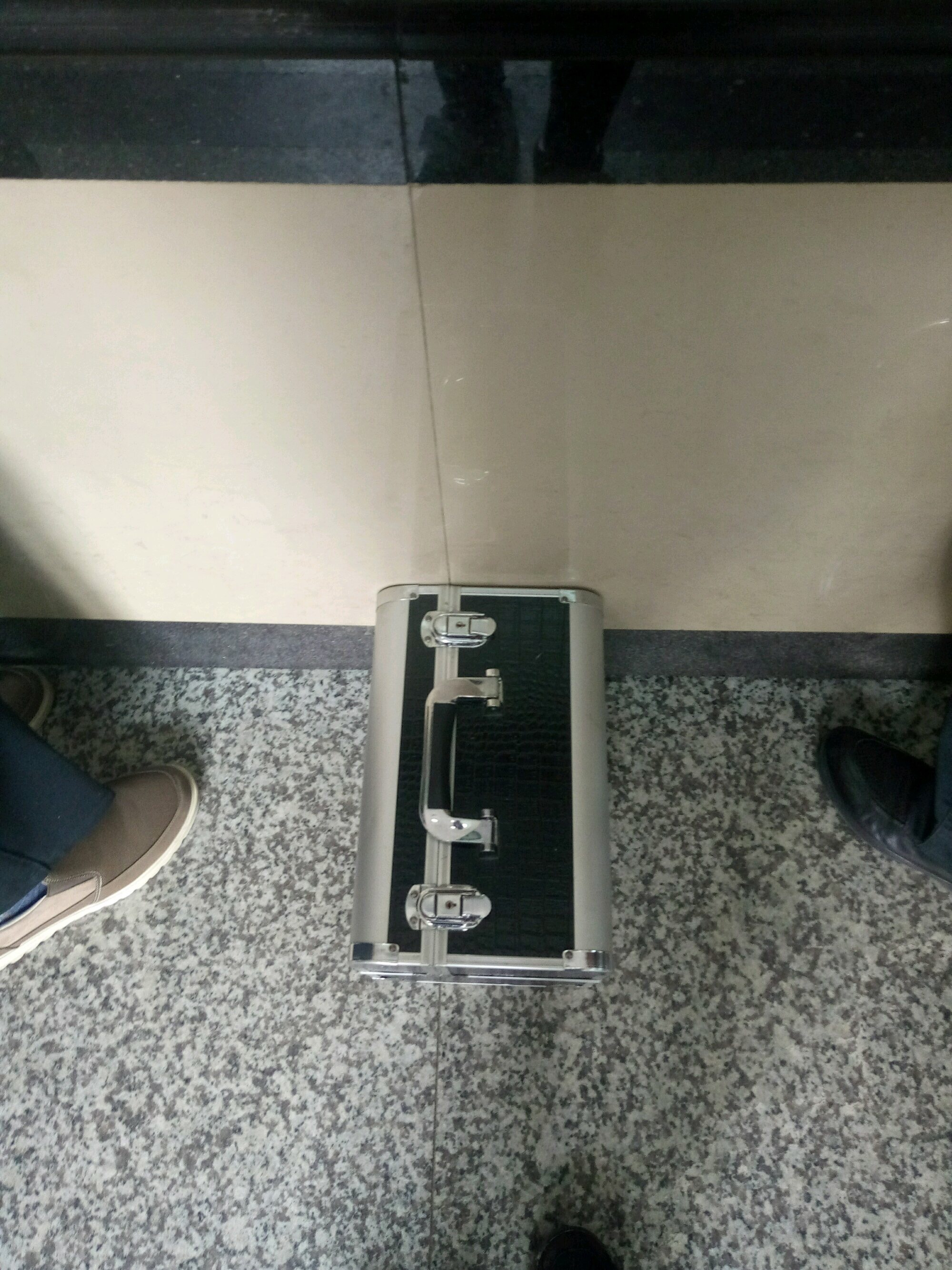 强迫症，越来越严重了器物gif搞笑图片