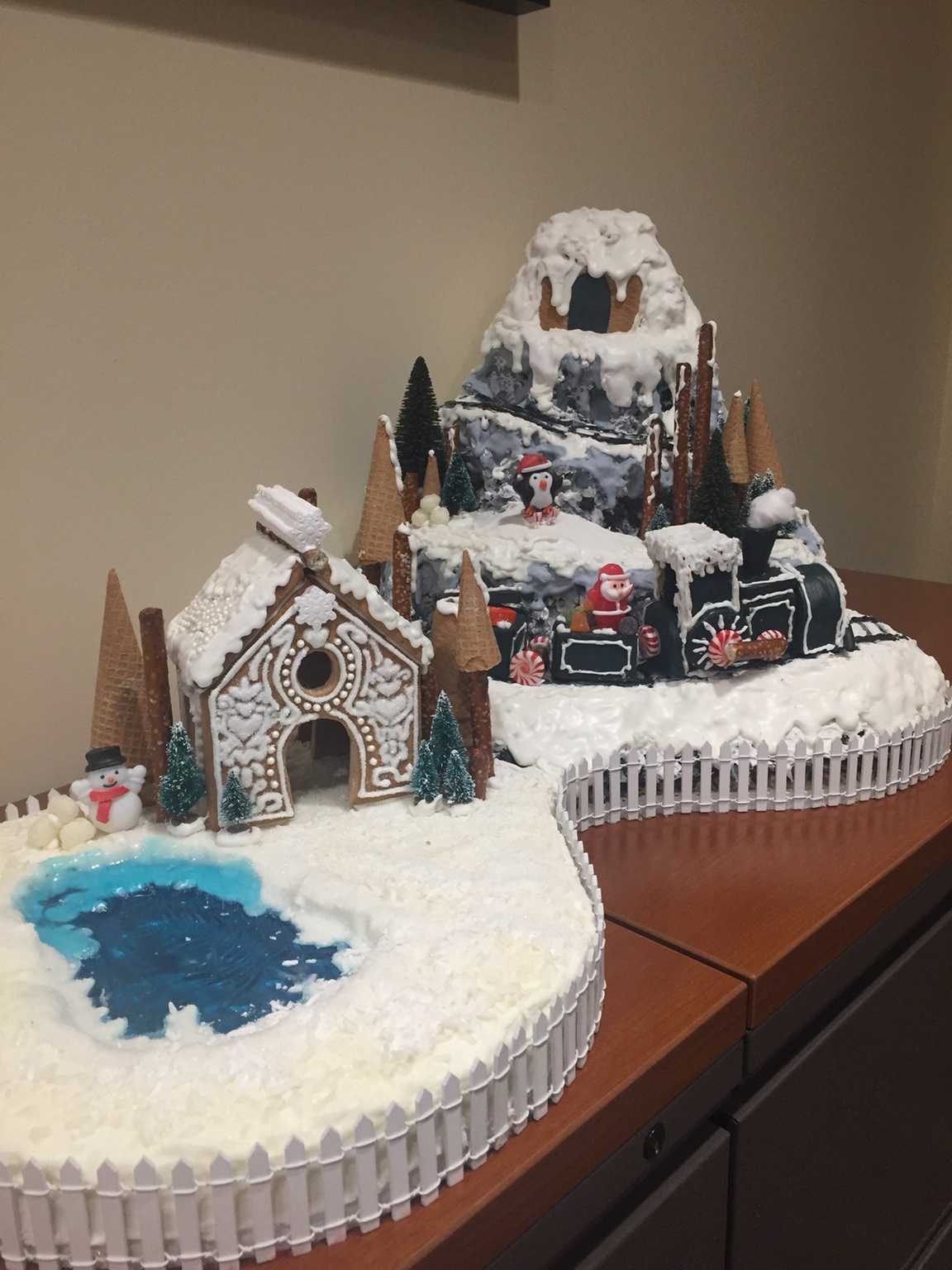 真正的蛋糕屋器物gif搞笑图片