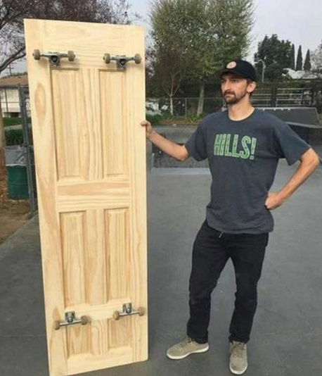 超级滑板器物gif搞笑图片