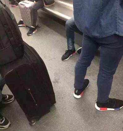 今年最流行的鞋子样式 有木有器物gif搞笑图片