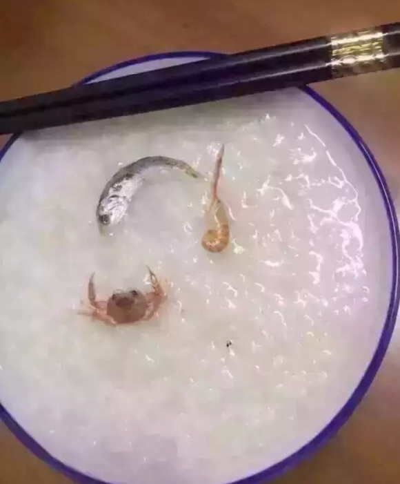 点了一碗海鲜粥，然后。。。器物gif搞笑图片