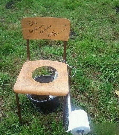 这马桶看起来很接地气器物gif搞笑图片