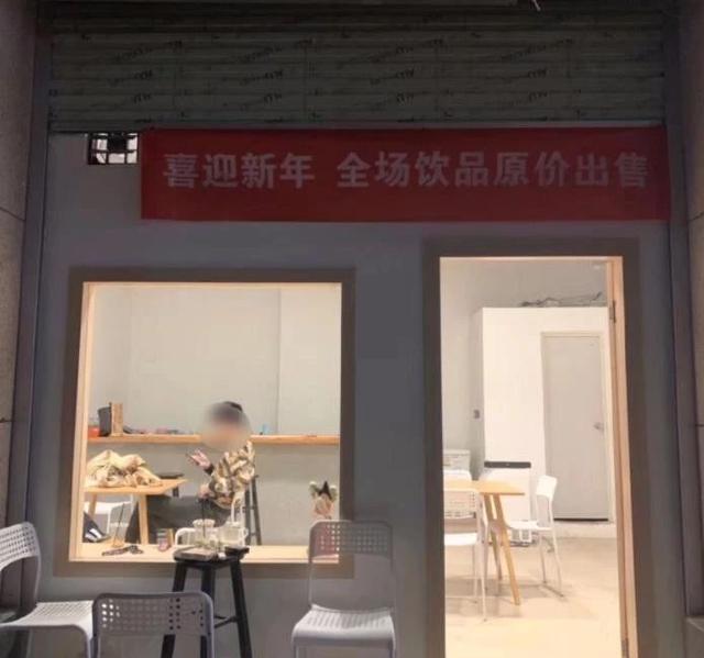 只是想挂个横幅器物gif搞笑图片