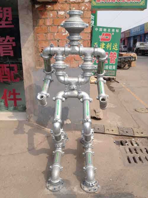 去建材市场遇见的雷人管子神作器物gif搞笑图片