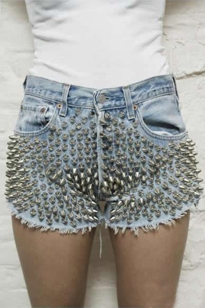 夏日专用清凉小短裤器物gif搞笑图片