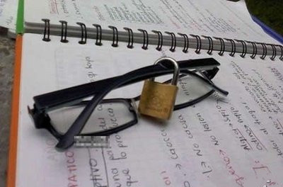 没有安全感的人伤不起器物gif搞笑图片