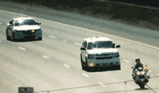 亮瞎钛合金狗眼的赛车器物gif搞笑图片