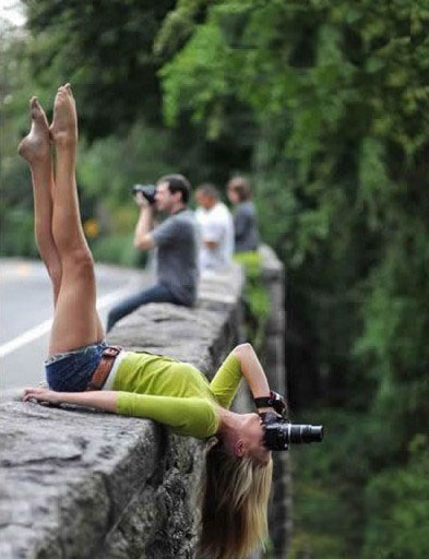 当一名摄影师真的很不容易人物gif搞笑图片